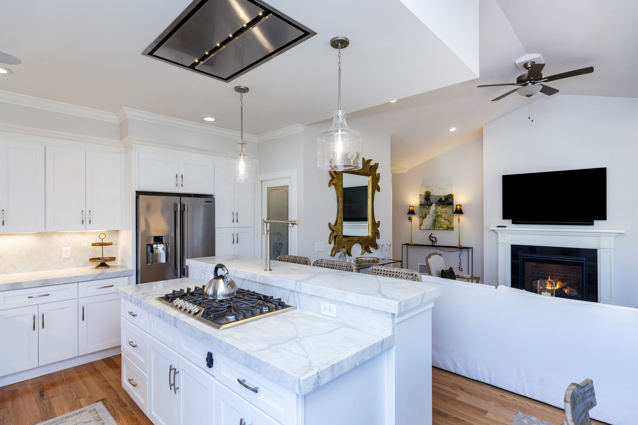 Gallery – Crompton Meadows View of Kitchen and Living Areas from Dining Area